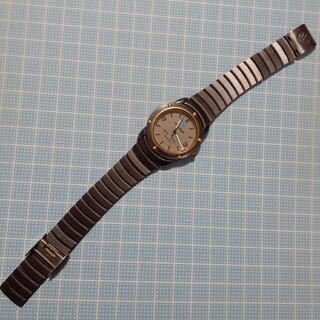 フォルクスワーゲン(Volkswagen)のフォルクスワーゲン クオーツ ジャンク品 Volkswage 腕時計 グレー　灰(腕時計(アナログ))
