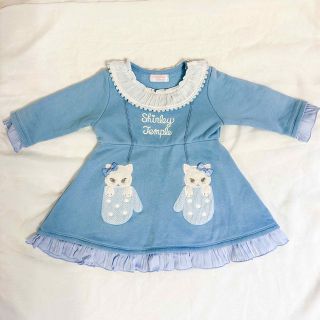 シャーリーテンプル(Shirley Temple)の★専用★ねこちゃんミトントレーナーワンピース　80 サックス　シャーリーテンプル(ワンピース)