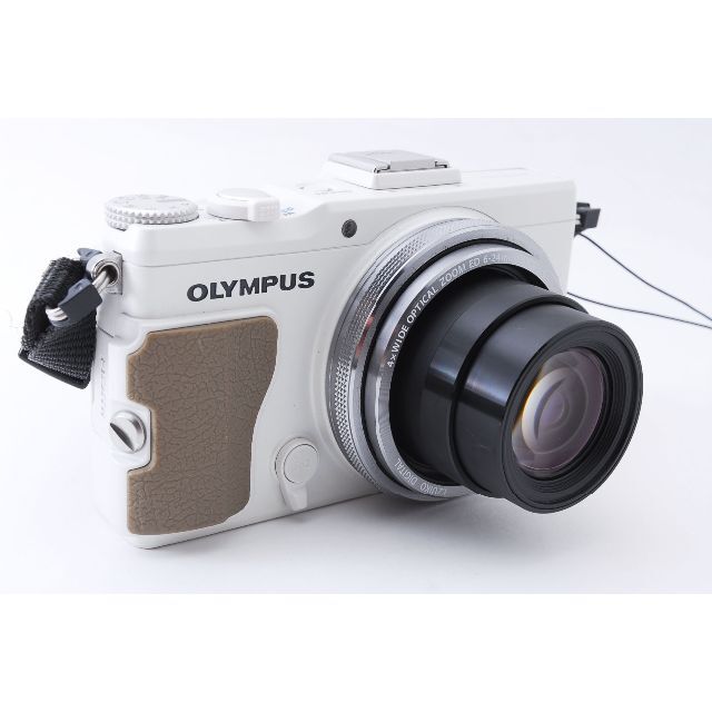 OLYMPUS(オリンパス)のOLYMPUS STYLUS XZ-2 ホワイト【カメラケース付】 スマホ/家電/カメラのカメラ(コンパクトデジタルカメラ)の商品写真