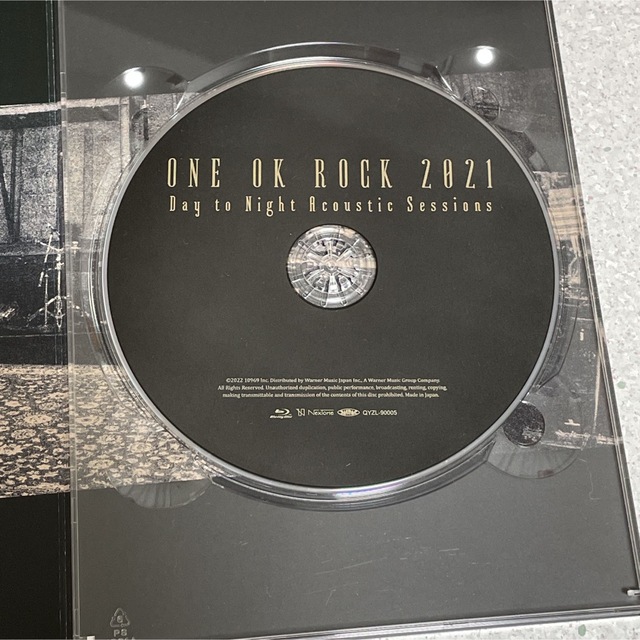 ONE　OK　ROCK　2021　Day　to　Night　Acoustic　S エンタメ/ホビーのDVD/ブルーレイ(ミュージック)の商品写真