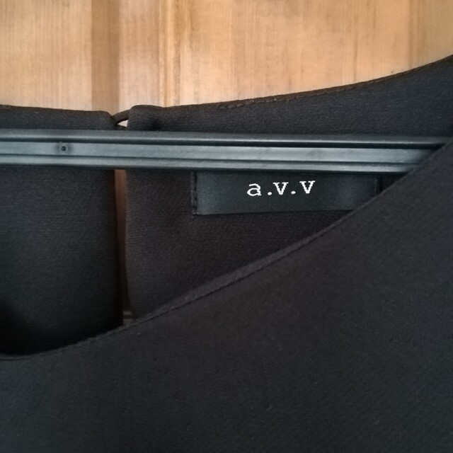 a.v.v(アーヴェヴェ)のブラウス&パンツのセットアップ レディースのフォーマル/ドレス(スーツ)の商品写真