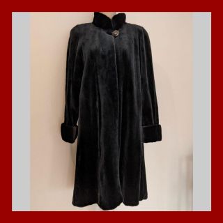 エンバ☆シェアードラビットファーコートほぼ黒ネイビー☆上質品種のレッキス美品です(毛皮/ファーコート)