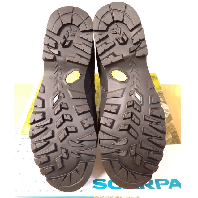 SCARPA(スカルパ)の【ちぇる様専用】スカルパ　マルモラーダプロHD　サイズEU42 スポーツ/アウトドアのアウトドア(登山用品)の商品写真
