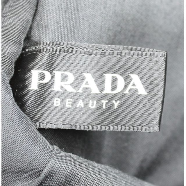 PRADA(プラダ)のprdp2bb 新品未使用本物箱付き　プラダ　PRADA　ナイロンポーチ レディースのファッション小物(ポーチ)の商品写真