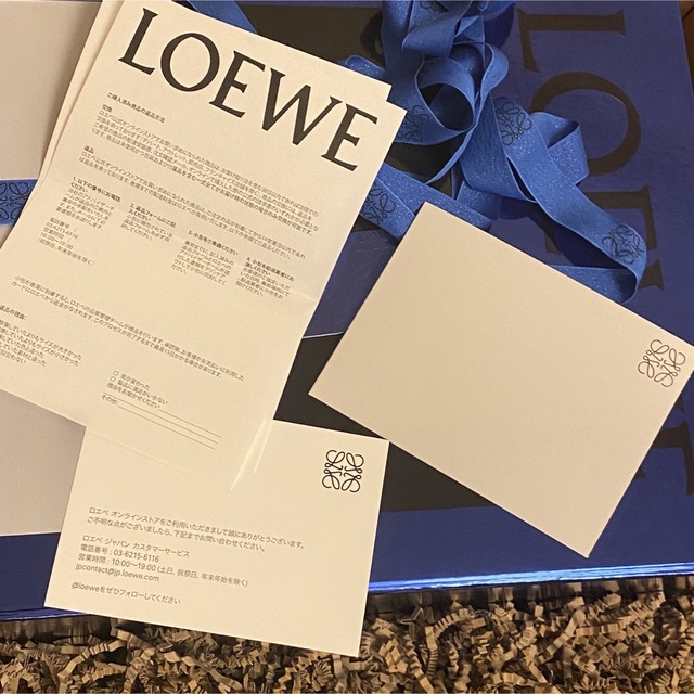 LOEWE(ロエベ)の週末限定値下げ　LOEWE テーラード ジャケット レディースのジャケット/アウター(テーラードジャケット)の商品写真