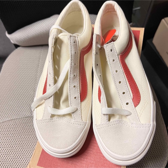 VANS(ヴァンズ)の新品24cm G-DRAGON着用　VANS Style36 オールドスクール レディースの靴/シューズ(スニーカー)の商品写真