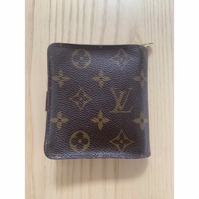 LOUIS VUITTON(ルイヴィトン)の【ヴィトン　二つ折り財布】 レディースのファッション小物(財布)の商品写真