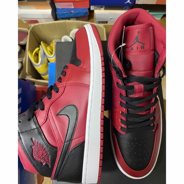 新品レア! NIKE AIR Jordan1mid  28.5cm