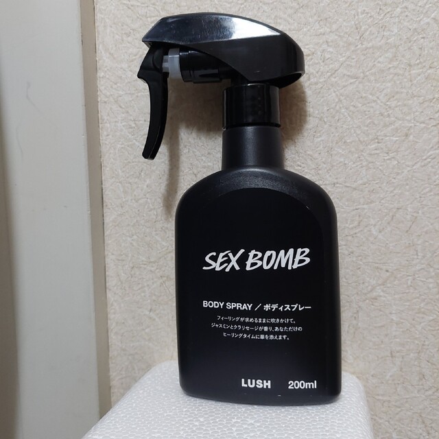 LUSH(ラッシュ)のラッシュ　SEX BOMB コスメ/美容の香水(その他)の商品写真