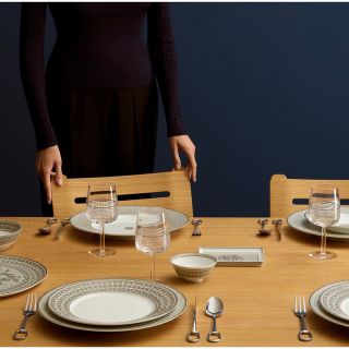 Hermes - 最終値下げ【新品未使用】エルメス〈モザイク 24〉 プラチナ