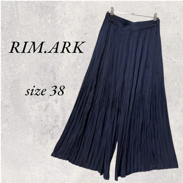 RIM.ARK ネイビープリーツパンツ　size 38 | フリマアプリ ラクマ