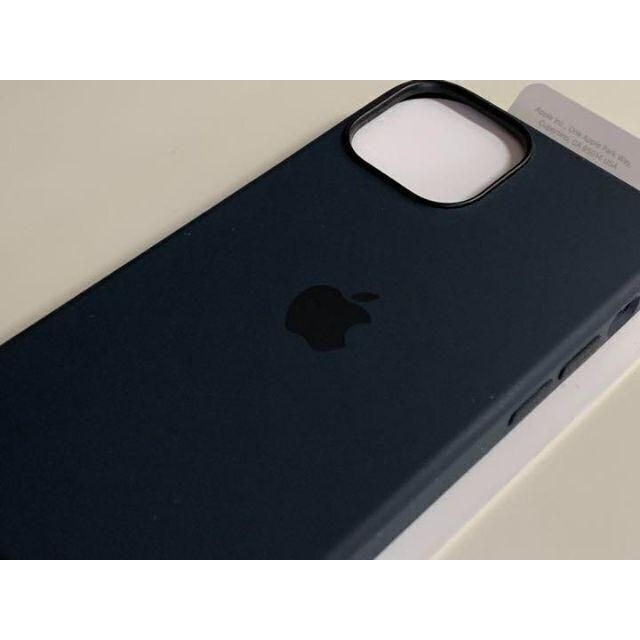 Apple(アップル)の【新品】純正 iPhone 13 mini シリコンケース・ミッドナイト② スマホ/家電/カメラのスマホアクセサリー(iPhoneケース)の商品写真