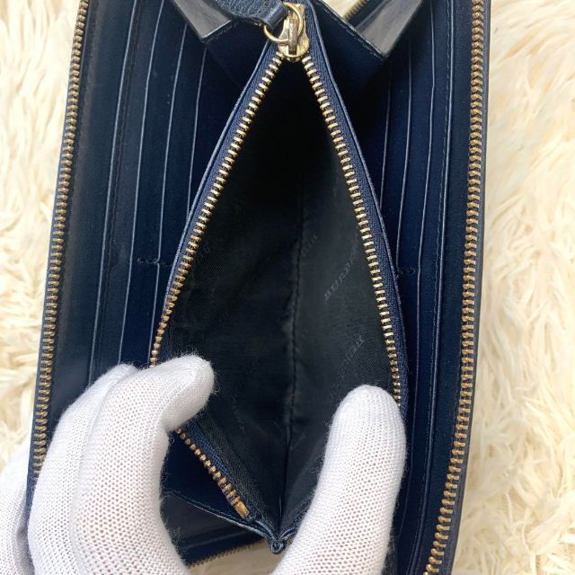 バーバリー 長財布 ラウンドファスナー ノバチェック ネイビー ブルー