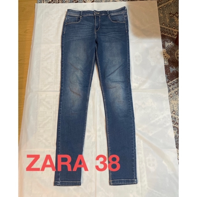 ZARA(ザラ)のZARA デニム レディースのパンツ(デニム/ジーンズ)の商品写真