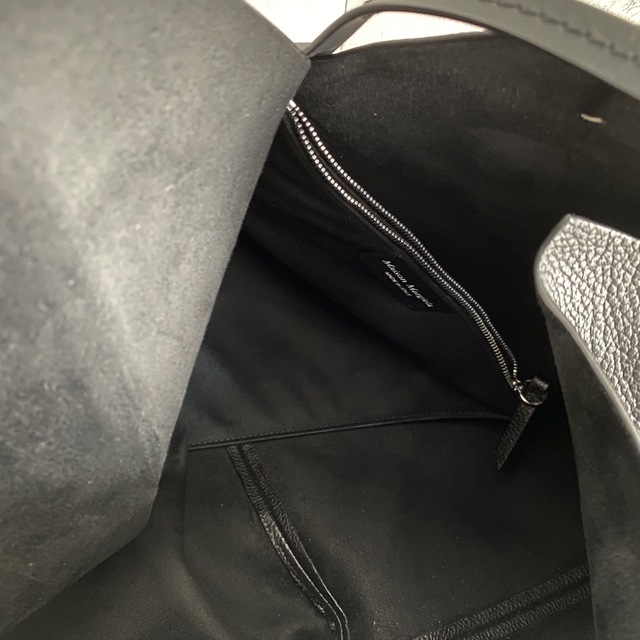 Maison Martin Margiela(マルタンマルジェラ)の残り１【新品】メゾン マルジェラ ムショワール ロゴ 黒 トートバッグ ブラック レディースのバッグ(トートバッグ)の商品写真