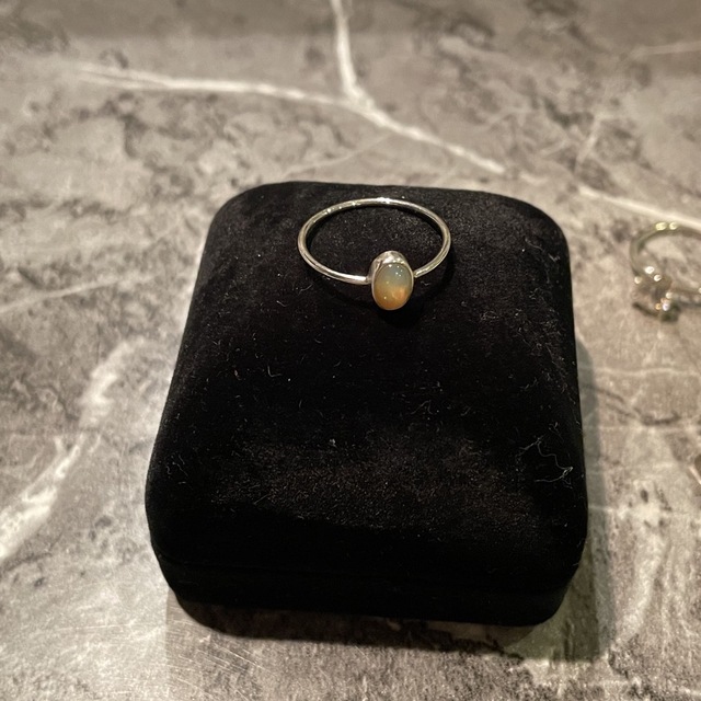 オパールリング💍ㅤㅤㅤㅤㅤㅤㅤㅤㅤㅤㅤㅤㅤ【最終お値下げ】 レディースのアクセサリー(リング(指輪))の商品写真