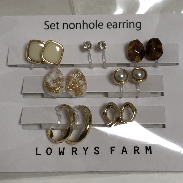 LOWRYS FARM(ローリーズファーム)のLOWRYS FARM イヤリング レディースのアクセサリー(イヤリング)の商品写真