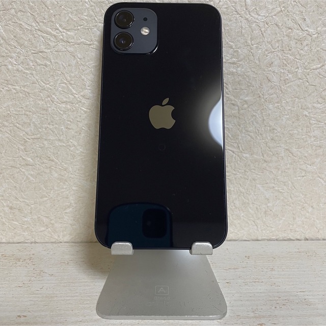 iPhone(アイフォーン)のiPhone 12 64GB ブラック SIMフリー スマホ/家電/カメラのスマートフォン/携帯電話(スマートフォン本体)の商品写真
