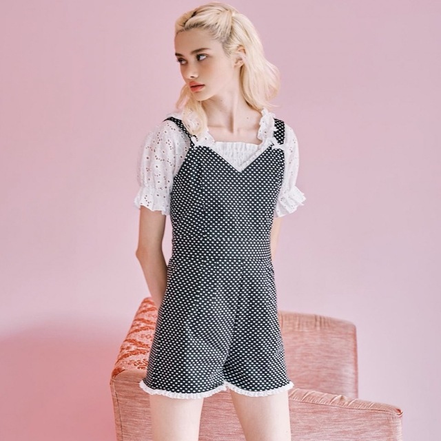 ミニワンピースTreat Ürself dot mini rompers