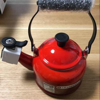 ルクルーゼ(LE CREUSET)の【Riin⚪︎様専用】ルクルーゼ デミケトル 1.1L レッド(調理機器)