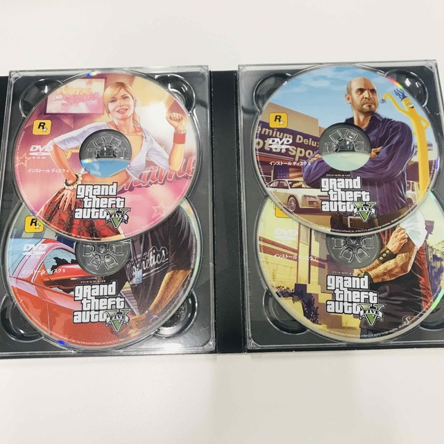 grand theft auto v グランド・セフト・オートv  pc版 エンタメ/ホビーのゲームソフト/ゲーム機本体(PCゲームソフト)の商品写真