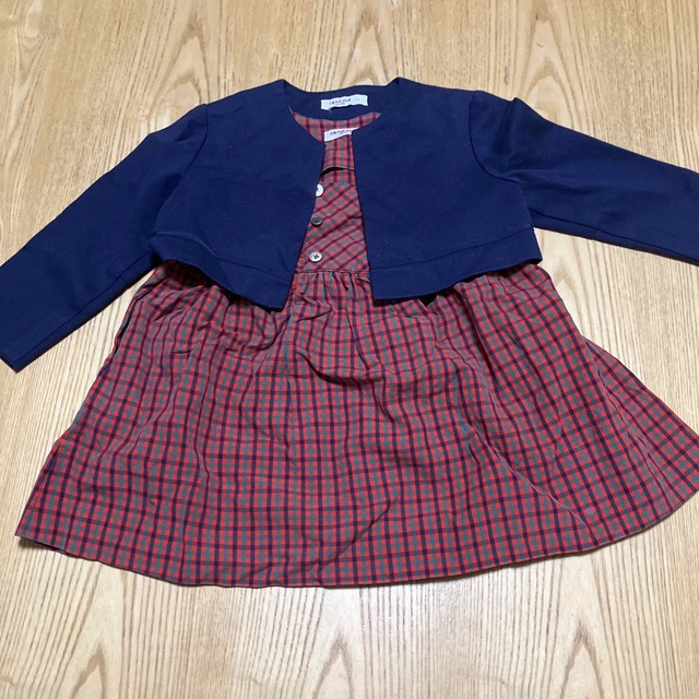 familiar(ファミリア)のファミリア　ボレロ　ワンピース　セット　100センチ キッズ/ベビー/マタニティのキッズ服女の子用(90cm~)(ドレス/フォーマル)の商品写真