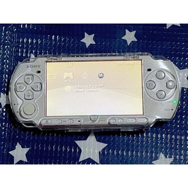 PlayStation Portable(プレイステーションポータブル)のPSP 3000 ホワイト　ジャンク エンタメ/ホビーのゲームソフト/ゲーム機本体(携帯用ゲーム機本体)の商品写真