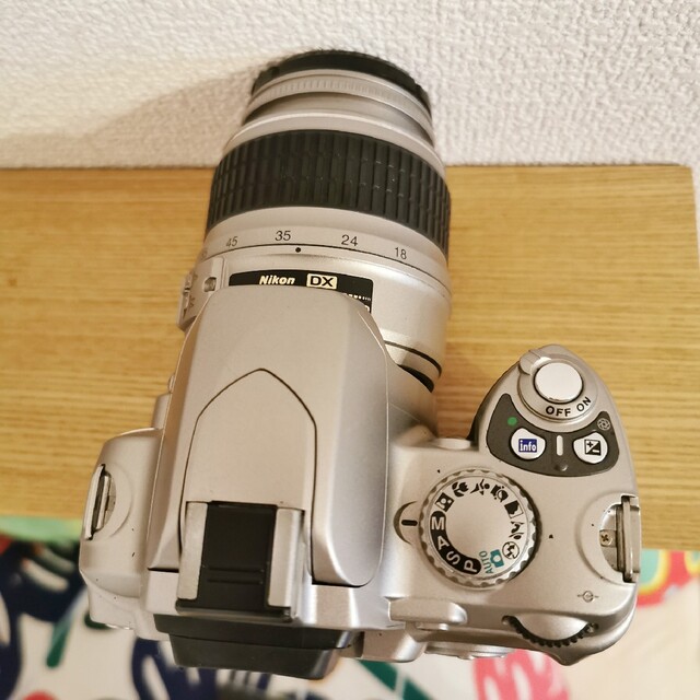 【ジャンク】Nikon D40☆ゴム部にべたつきあり