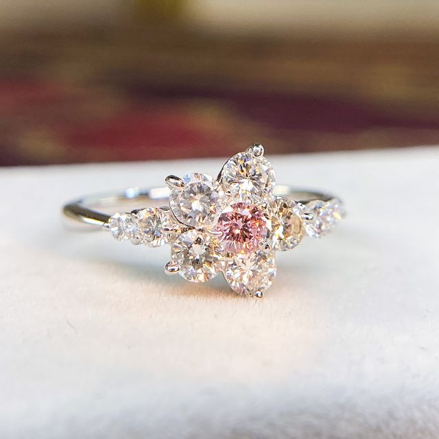 天然ピンクダイヤモンド（Fancy Purplish Pink）デザインリング レディースのアクセサリー(リング(指輪))の商品写真