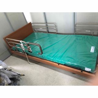 電動介護ベッド パナソニック ソイーネ 2モーター 大特価50台限定 品-
