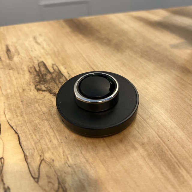 oura ring 2 シルバー　10号 スマホ/家電/カメラの美容/健康(その他)の商品写真