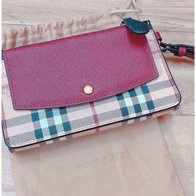 バーバリー Burberry 財布 長財布 ポシェット ハンドバッグ クラッチ