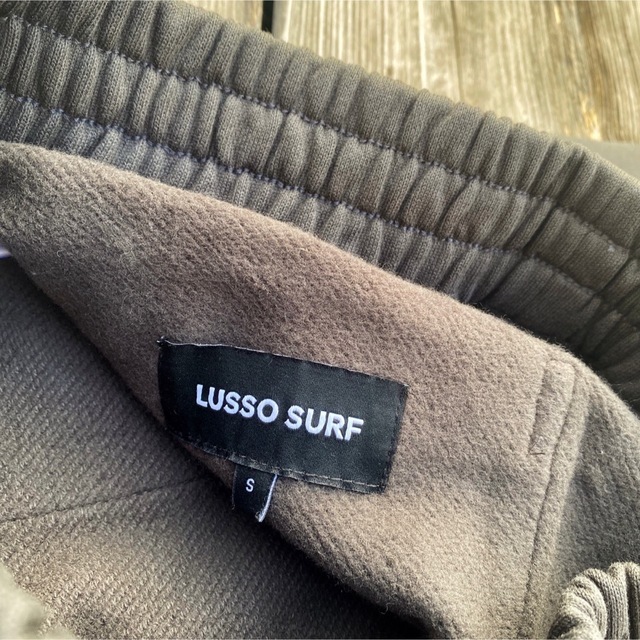 STUSSY(ステューシー)のストリート系☆LUSSO SURF パームツリースウェットパンツ　Lサイズ☆ メンズのパンツ(その他)の商品写真