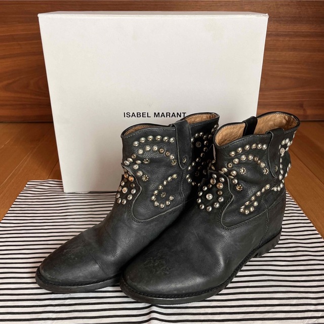 レディースISABEL MARANT スタッヅ付き　ショートブーツ