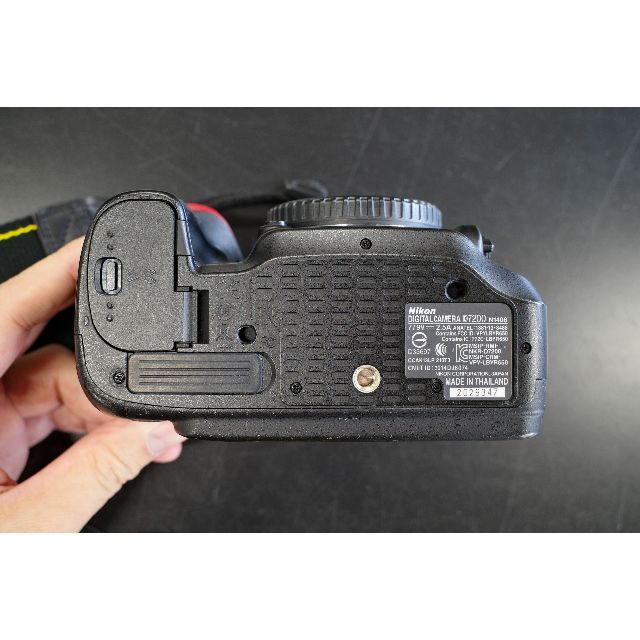 Nikon(ニコン)の【美品】Nikon D7200 縦グリップ付き スマホ/家電/カメラのカメラ(デジタル一眼)の商品写真