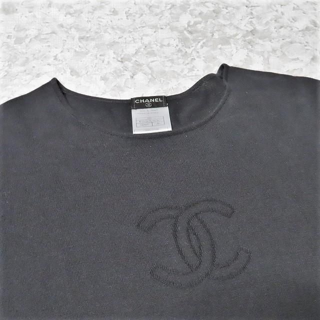 安いそれに目立つ CHANEL - CHANELロゴ刺繍ニットTシャツ半袖トップス