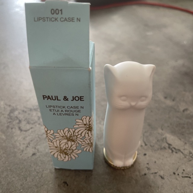 PAUL & JOE(ポールアンドジョー)のポール&ジョーリップスティック ケース N #001 コスメ/美容のメイク道具/ケアグッズ(ボトル・ケース・携帯小物)の商品写真
