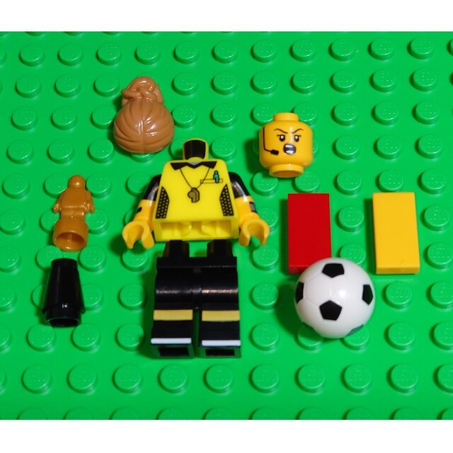 Lego(レゴ)の【新品】LEGO ミニフィギュアシリーズ２４ サッカー審判 レゴ キッズ/ベビー/マタニティのおもちゃ(知育玩具)の商品写真