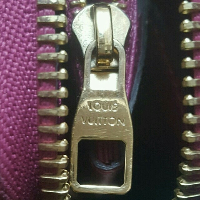 LOUIS VUITTON(ルイヴィトン)のLOUIS VUITTON☆値下げ中☆ レディースのファッション小物(財布)の商品写真
