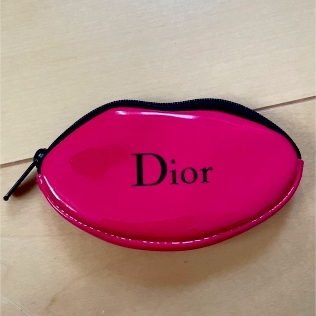 Dior(ディオール)のDior リップミニ　ポーチ レディースのファッション小物(ポーチ)の商品写真