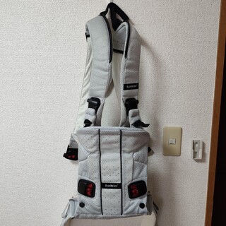 ベビービョルン(BABYBJORN)のベビービョルン ベビーキャリア ONE+ メッシュ(抱っこひも/おんぶひも)