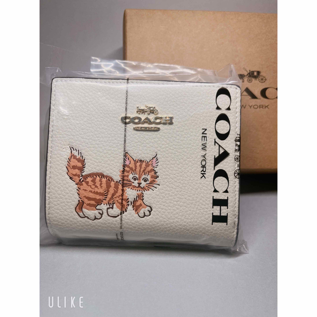 COACH(コーチ)のCOACH  財布　折り財布　ダンシングキトゥン　キャット　猫　アウトレット レディースのファッション小物(財布)の商品写真