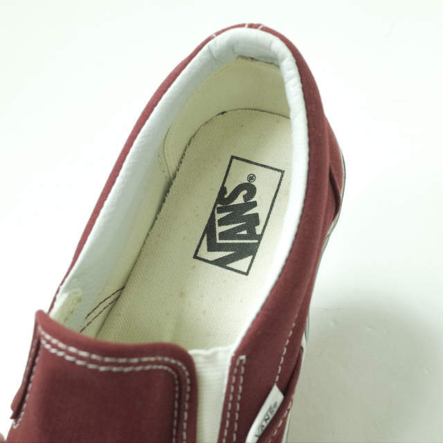 VANS(ヴァンズ)のVANS バンズ CLASSIC SLIP-ON クラシックスリッポン VN0A38F7OVK US9.5(27.5cm) MADDER BROWN/TRUE WHITE キャンバス スニーカー シューズ【中古】【VANS】 メンズの靴/シューズ(スニーカー)の商品写真