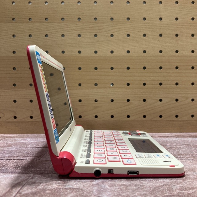 CASIO(カシオ)の電子辞書(D02)  中学生モデル　XD-U3800 スマホ/家電/カメラのPC/タブレット(電子ブックリーダー)の商品写真