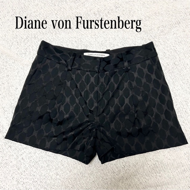 【極美品】Diane von Furstenberg ショートパンツ　0 S