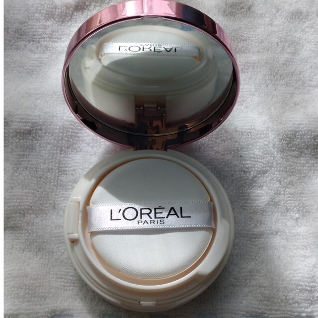 L'Oreal Paris(ロレアルパリ)の【値下げ】LOREAL PARIS   ルーセントマジック　チーク　P3 コスメ/美容のベースメイク/化粧品(その他)の商品写真