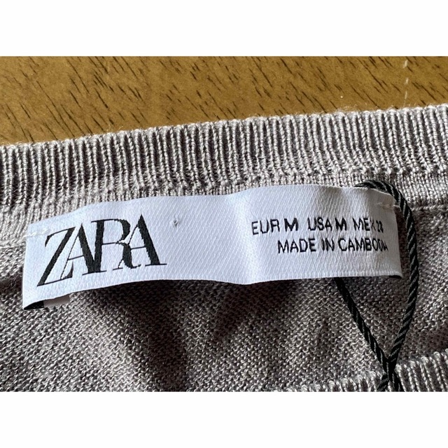 ZARA(ザラ)の新品(試着のみ)【ZARA】インナー使いもオシャレ！薄手ニット グレー M レディースのトップス(ニット/セーター)の商品写真