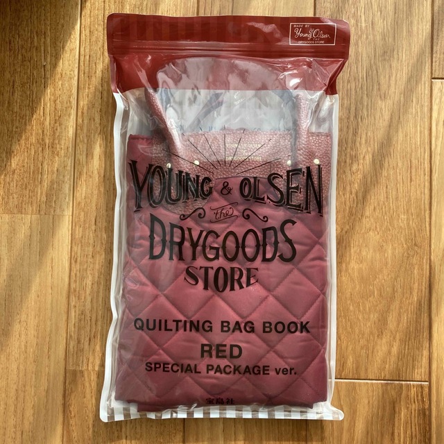 YOUNG&OLSEN(ヤングアンドオルセン)のヤングアンドオルセン　ムック本　トートバッグ　赤 レディースのバッグ(トートバッグ)の商品写真