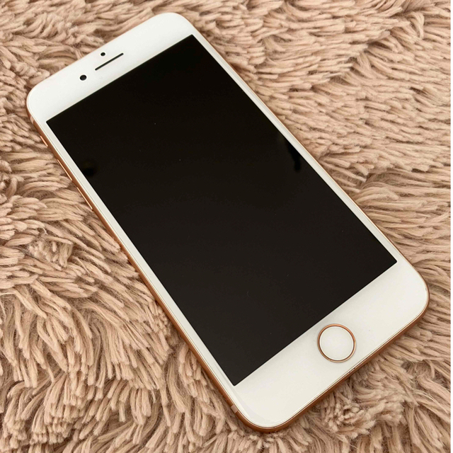 iPhone(アイフォーン)のApple iPhone8 64GB MQ7A2J/A ゴールド  SIMフリー スマホ/家電/カメラのスマートフォン/携帯電話(スマートフォン本体)の商品写真