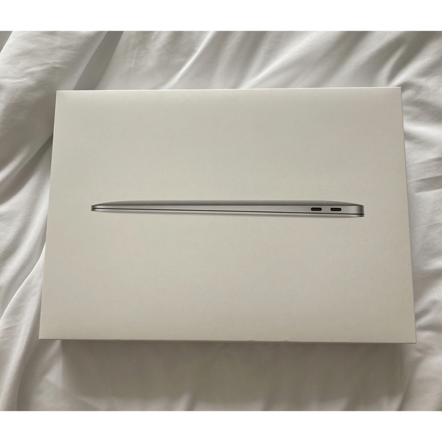 Apple(アップル)のMacBook Air 2020 シルバー スマホ/家電/カメラのPC/タブレット(ノートPC)の商品写真